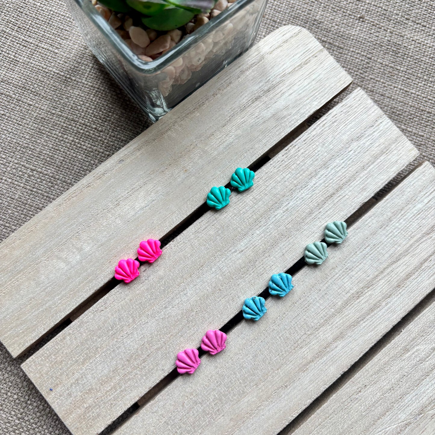 Shell studs