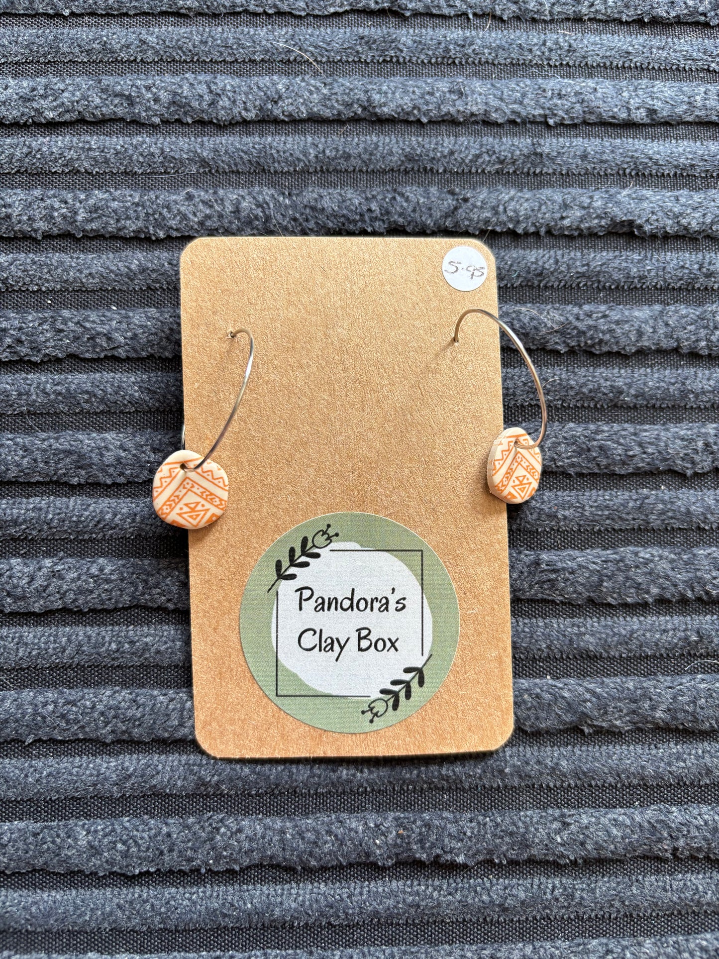 2.5cm hoops