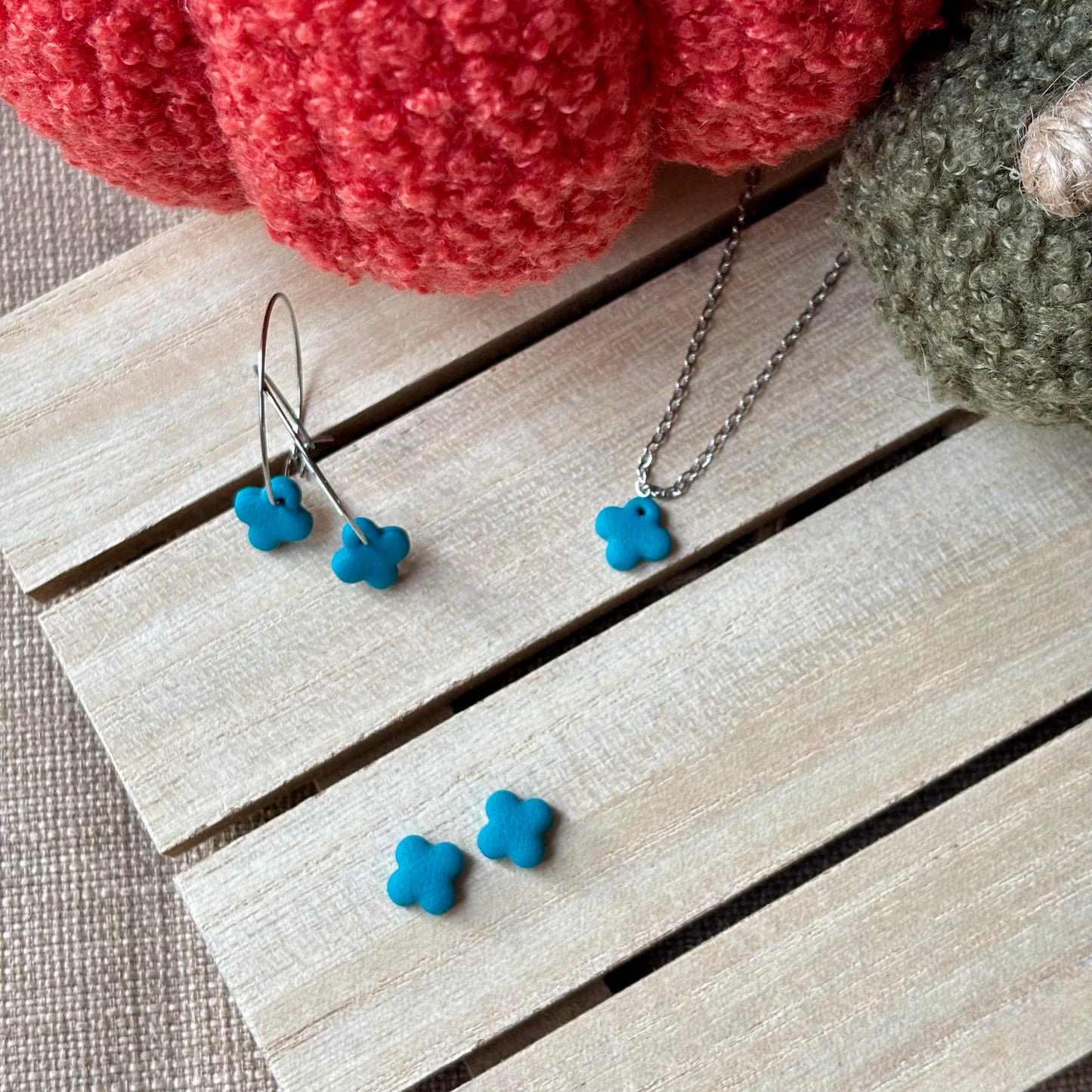 Teal clover - 4 styles