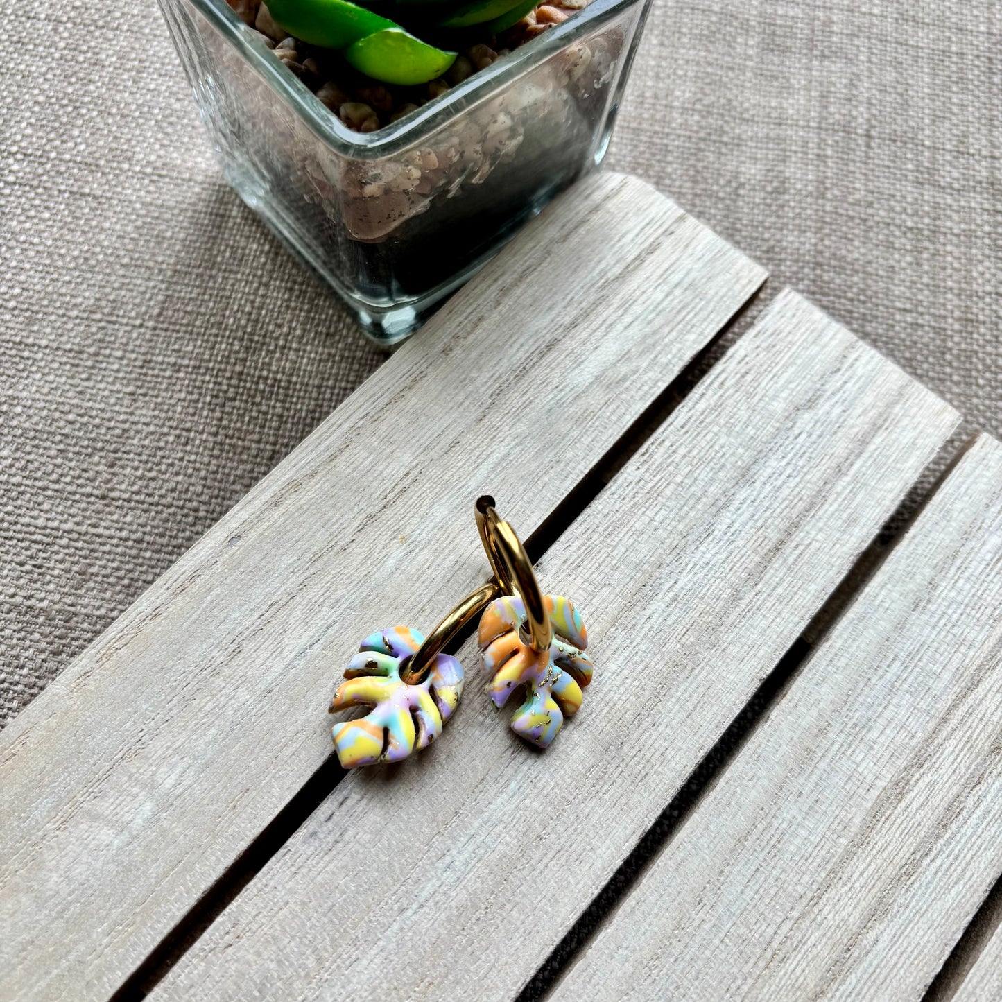 Leaf chunky hoops