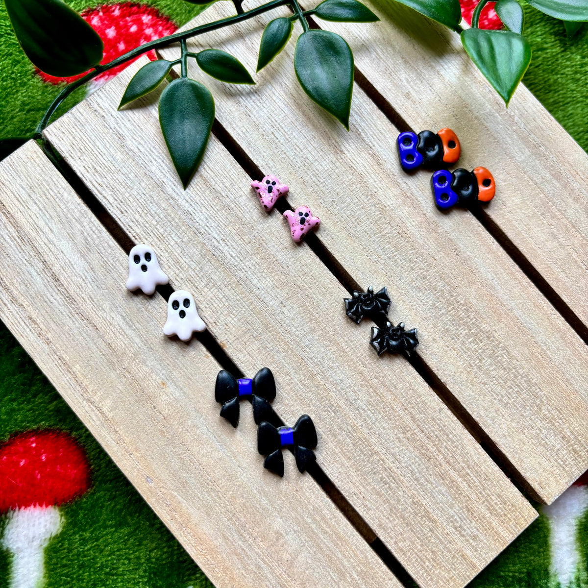 Halloween studs