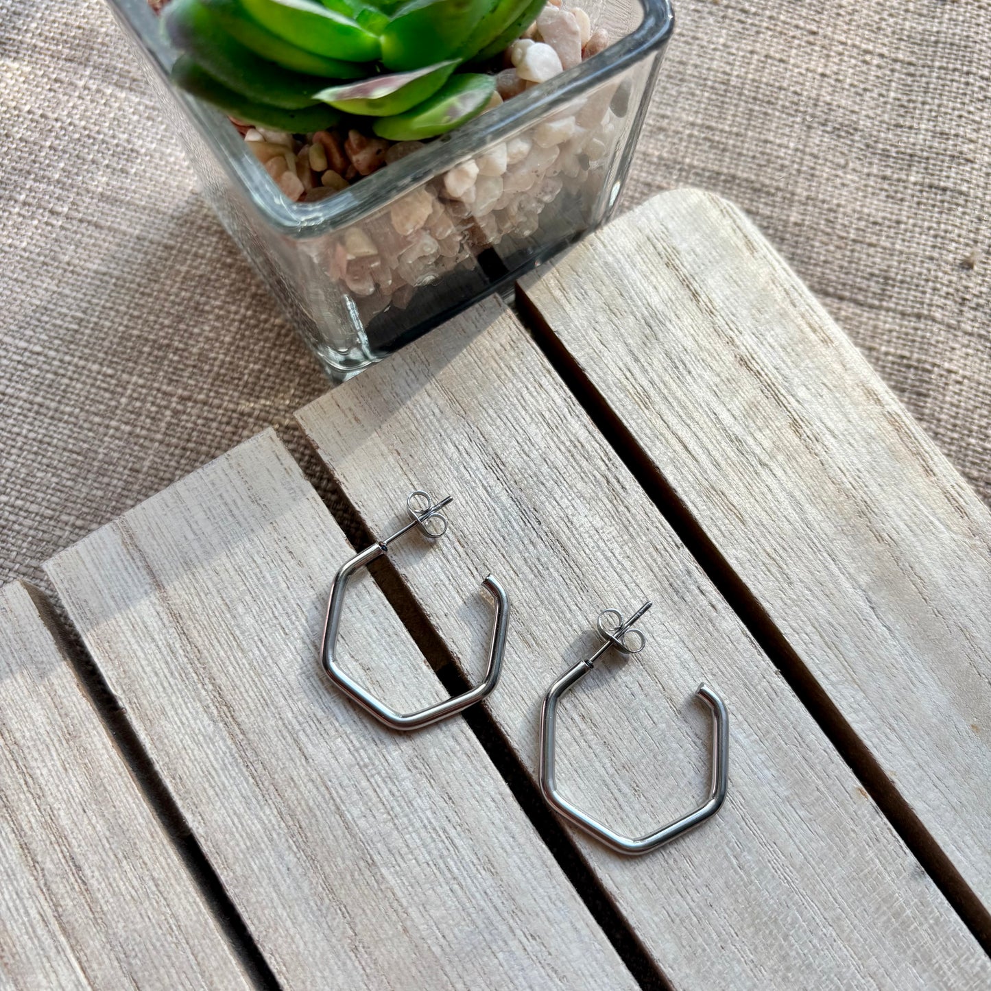 Hexagon hoops