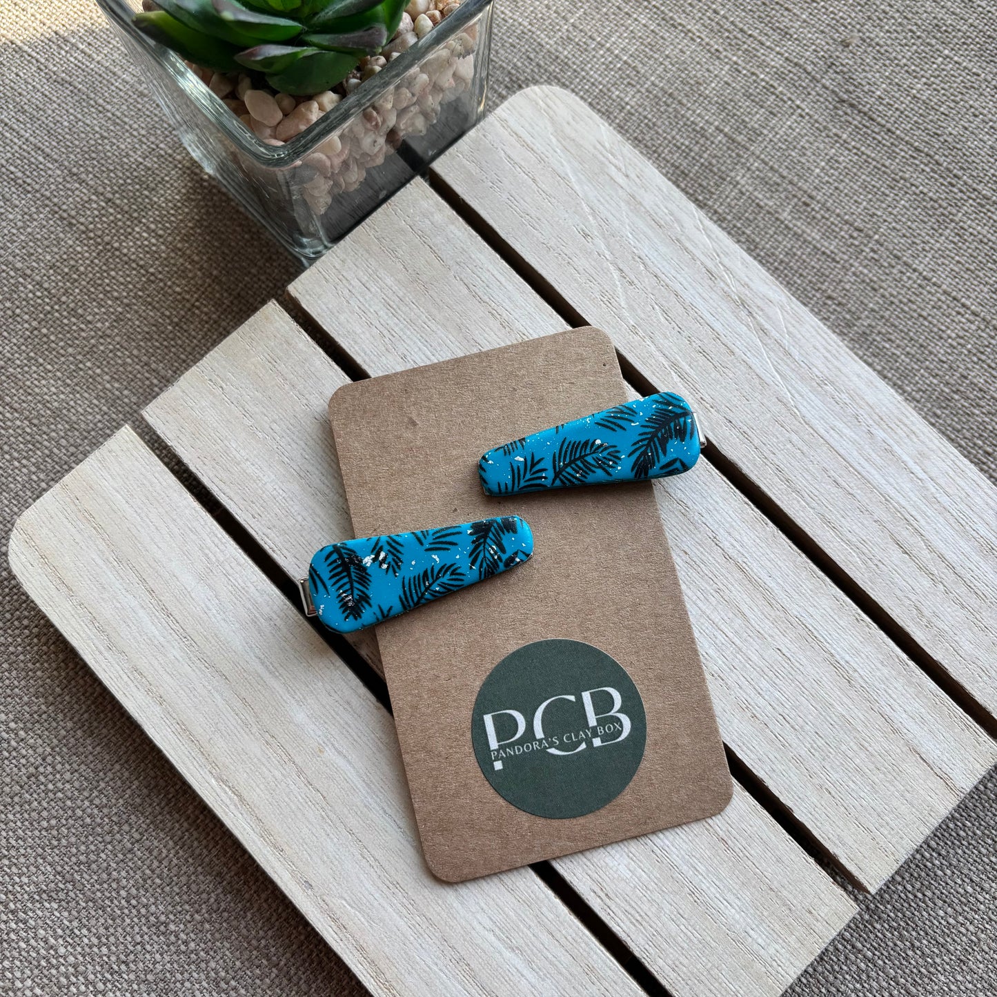 Leaf print slides