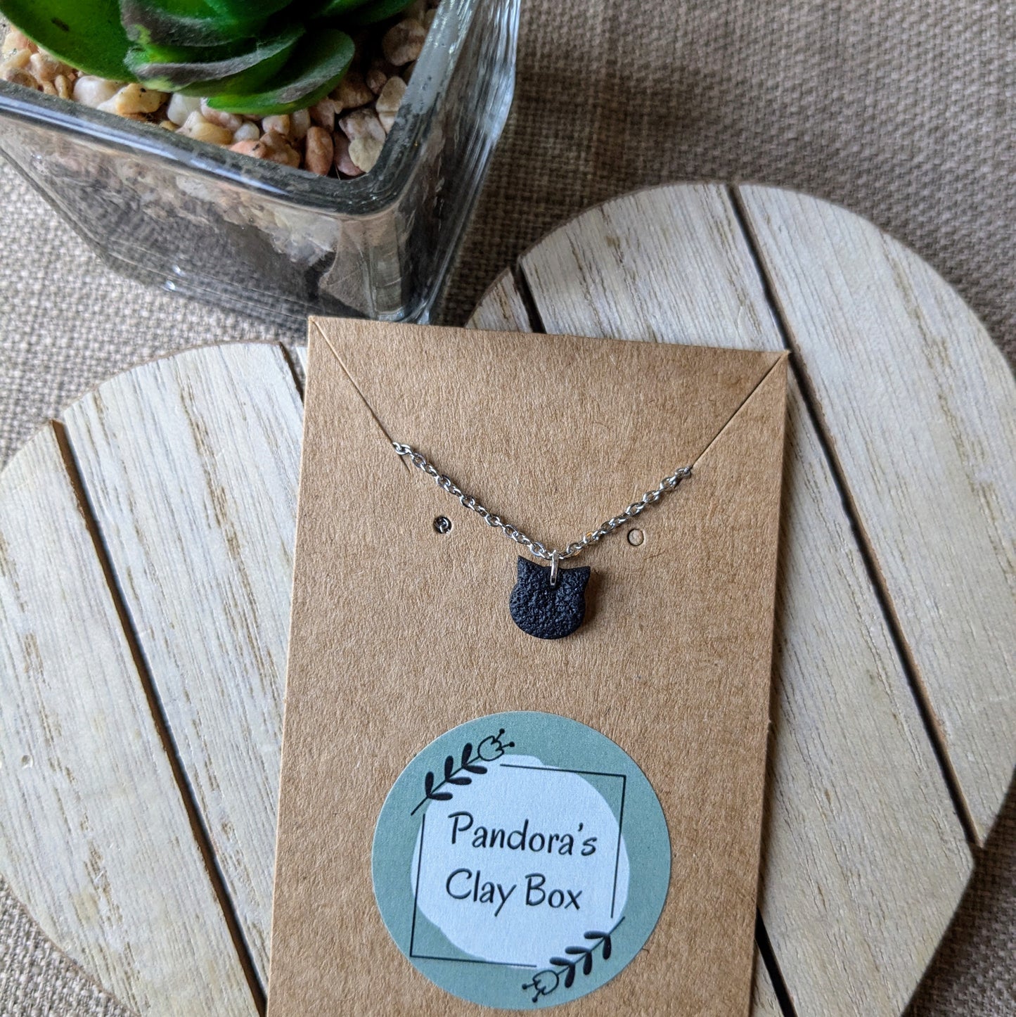 Small cat necklace