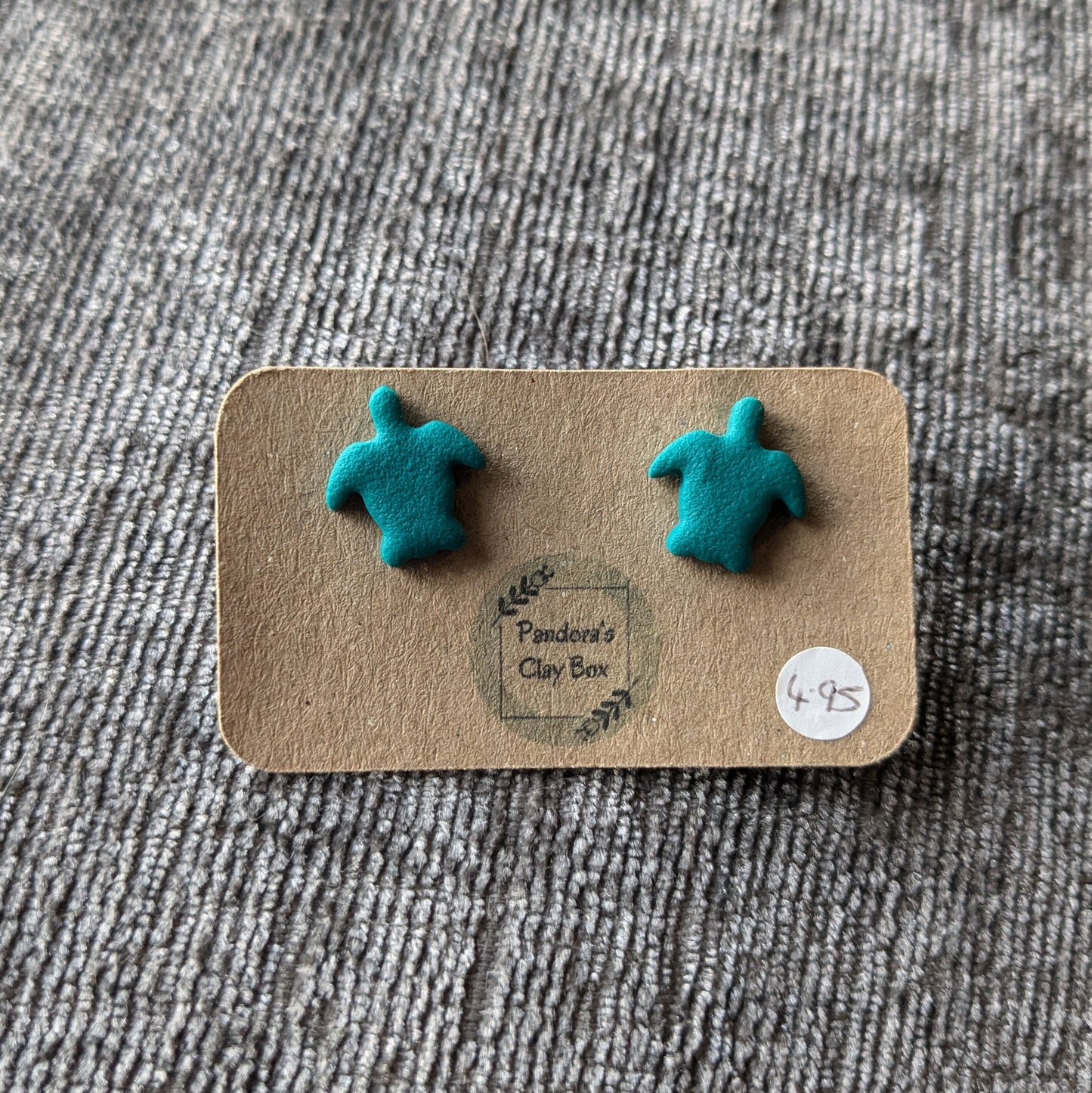 Turtle studs