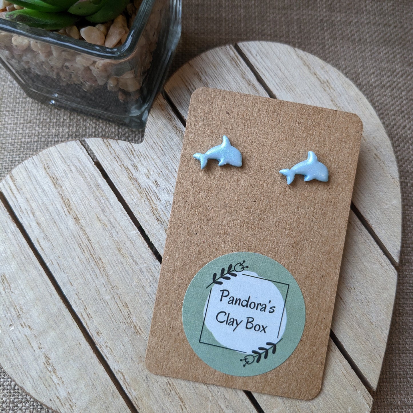 Dolphin studs