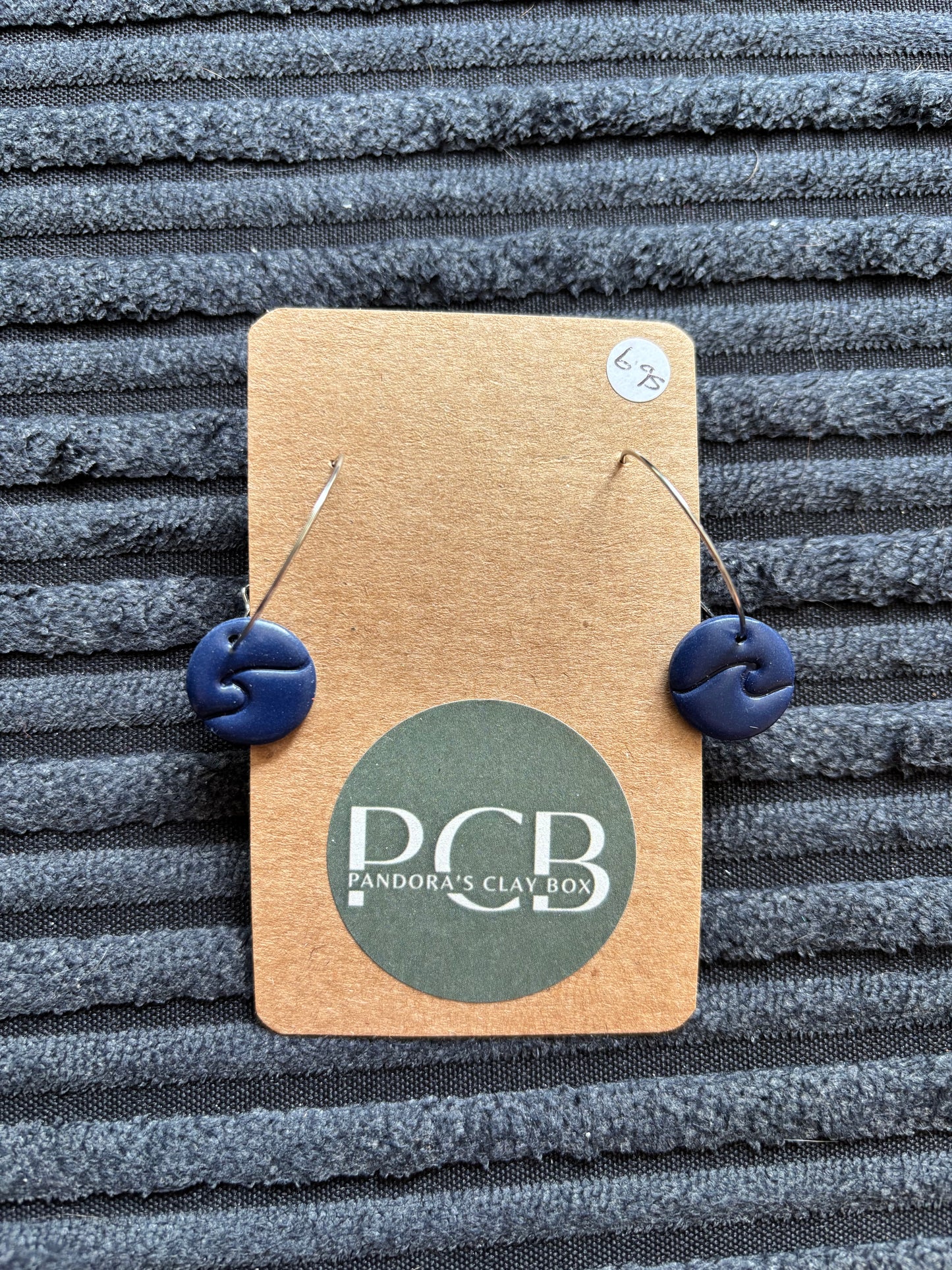 2.5cm hoops