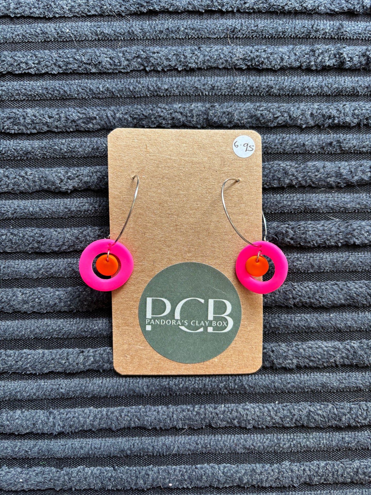 2.5cm hoops
