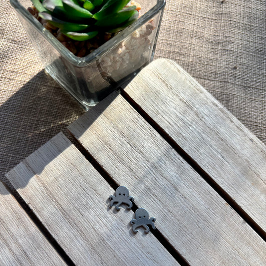 Octopus studs