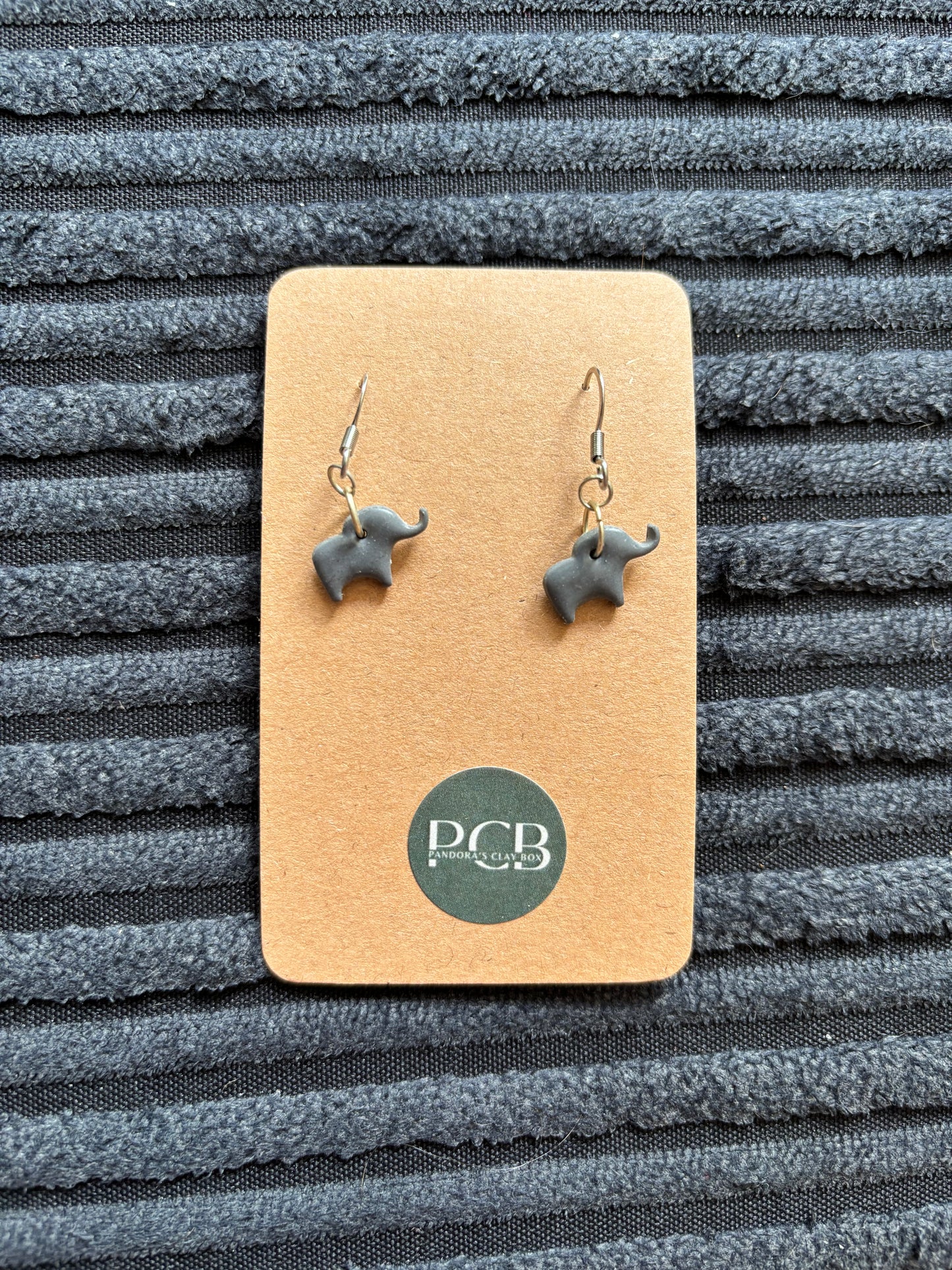 Drop earrings