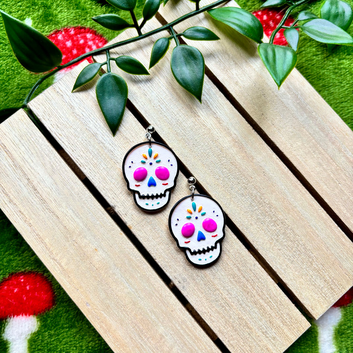 Skull earrings