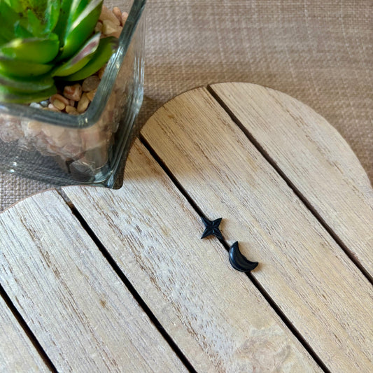 Star/moon studs