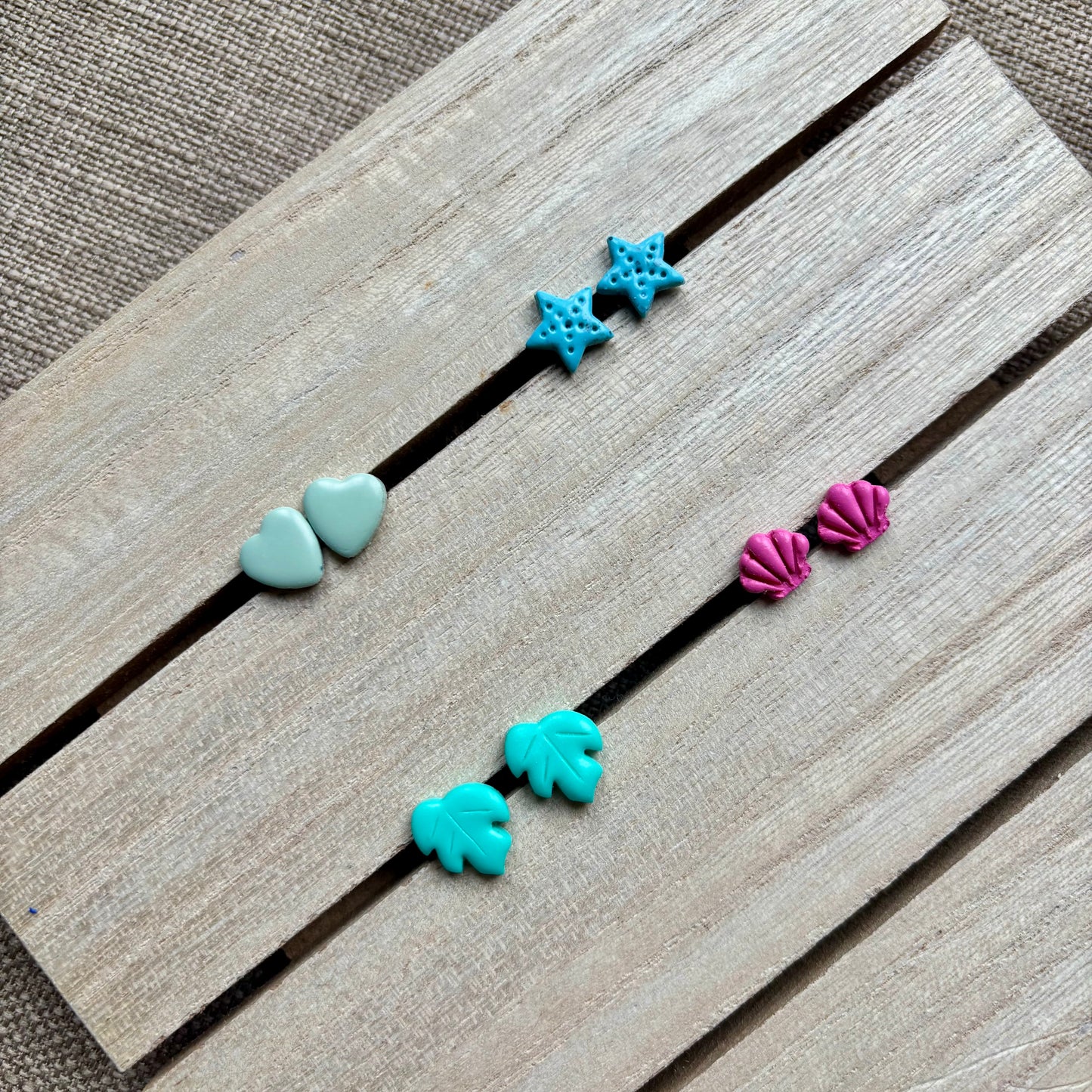 Summer stud set with FREE exclusive design!