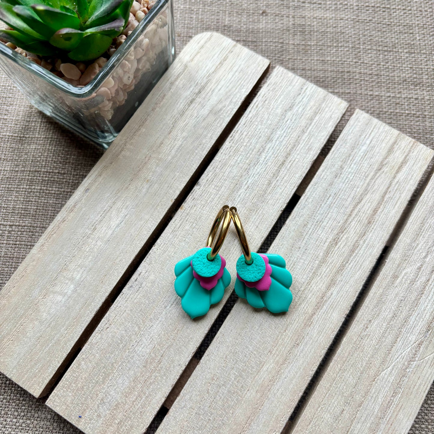 ‘Wear your way’ hoops