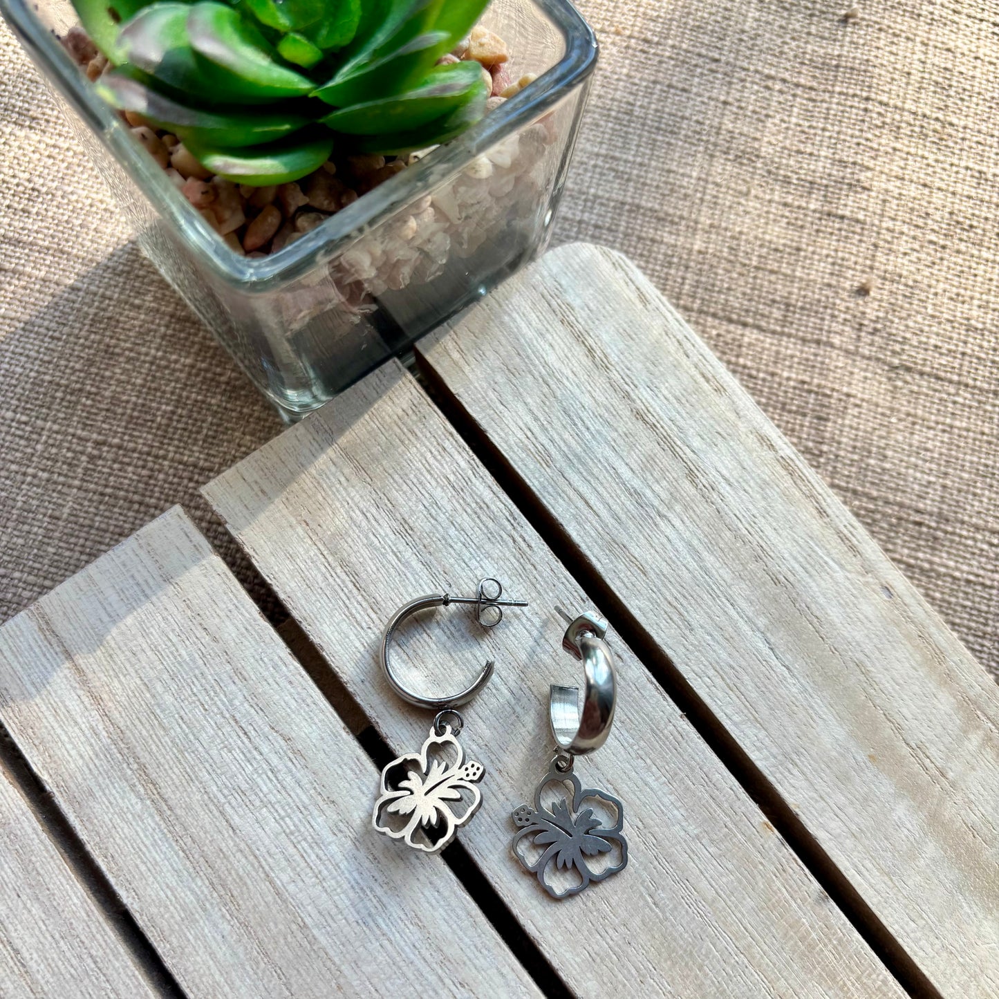 Flower mini hoops