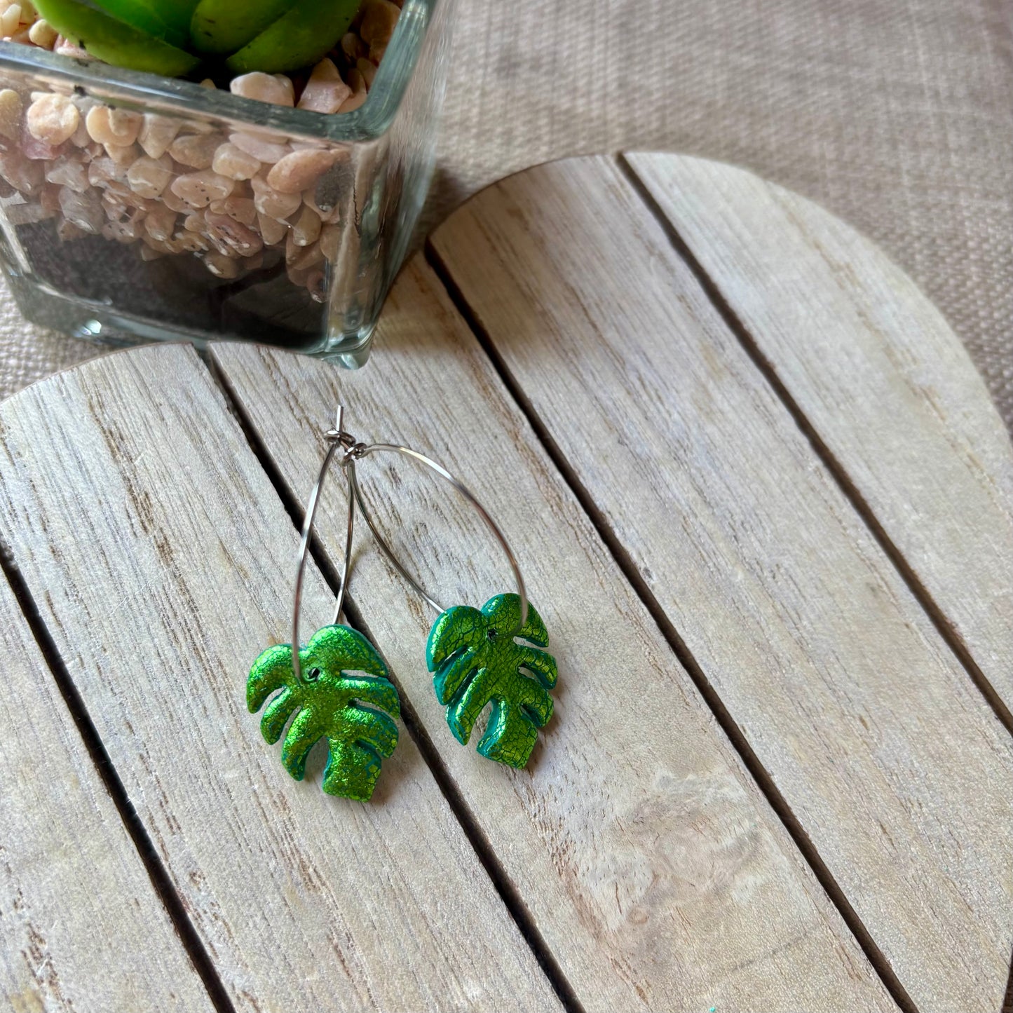 Leaf hoops