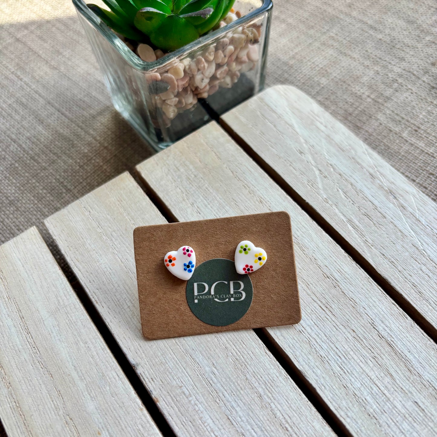 Flower heart studs