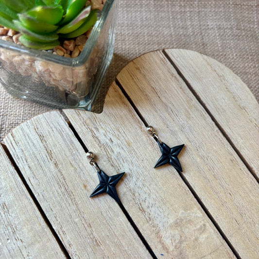Black star stud drops