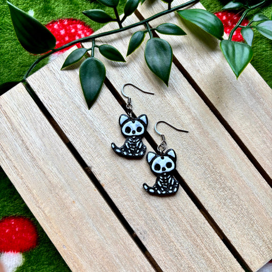 Cat skeletons