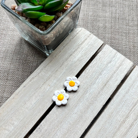 Daisy studs