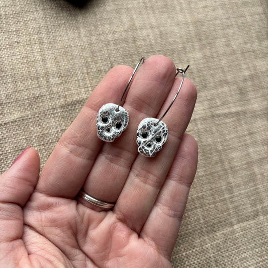 Skull hoops