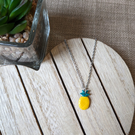 Pineapple necklace
