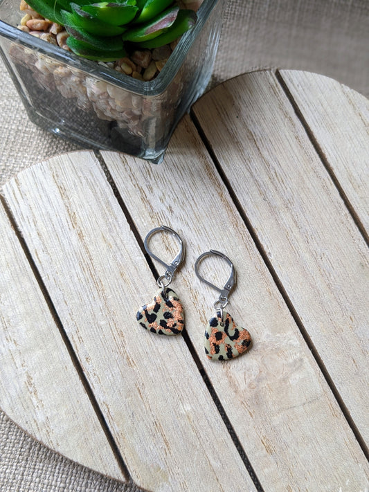 Taupe leopard heart drops